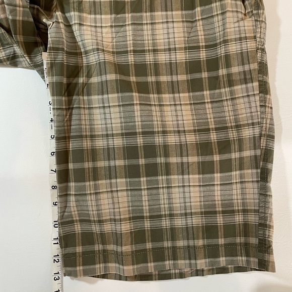 Caribbean Joe Women Shorts Size 14 Sagebrush Green Plaid 4 Pockets NWT - Picture 5 of 11